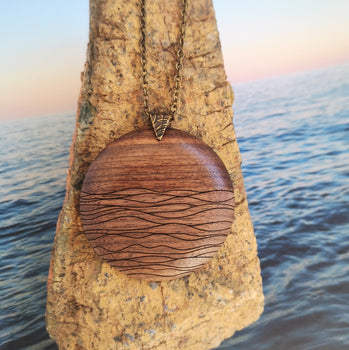 Waves Pendant - Walnut