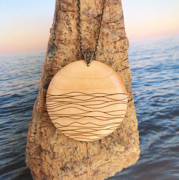 Waves Pendant - Maple